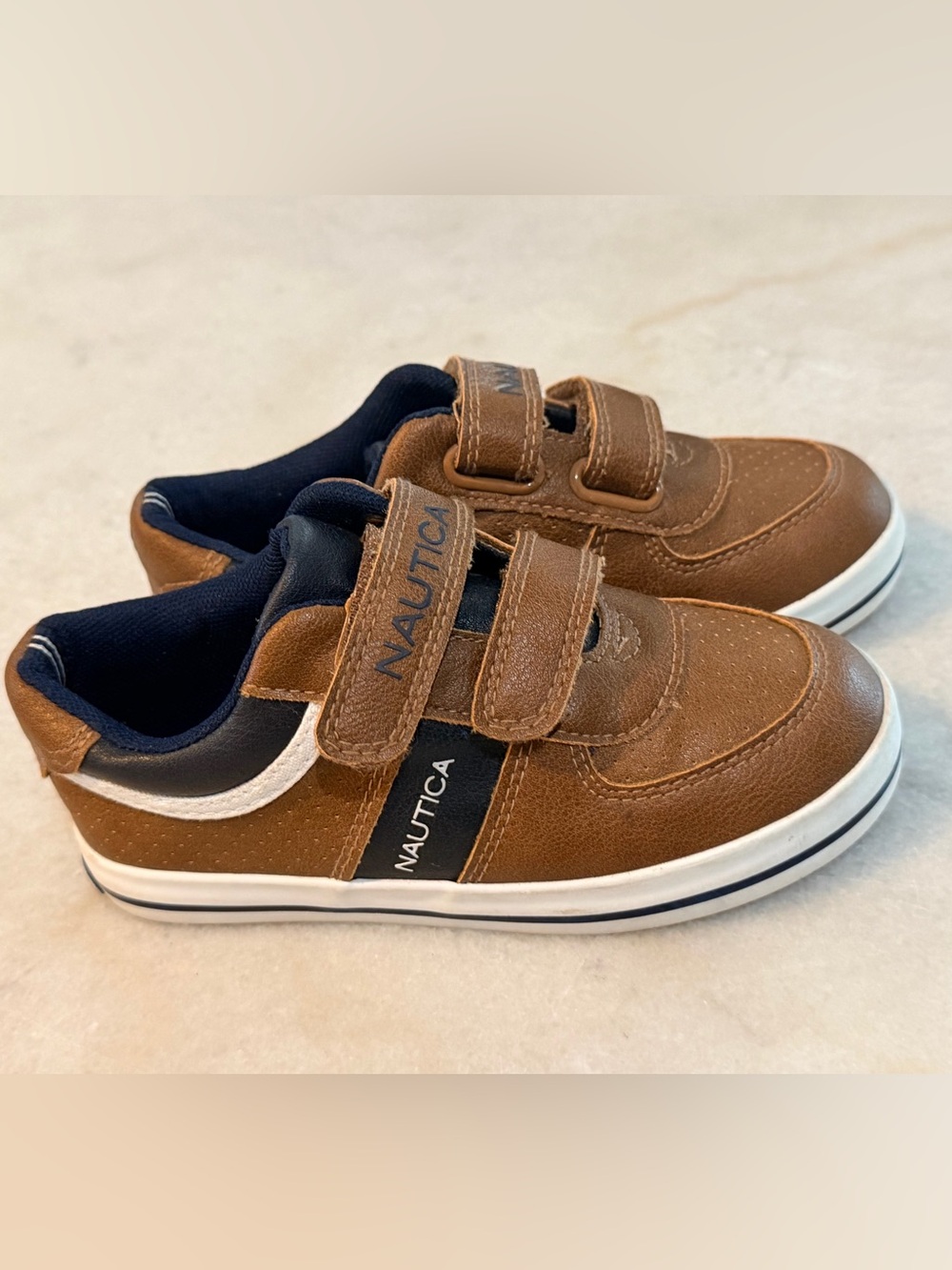 Nautica Boys' Brown Dress Casual Sneakers size 11
